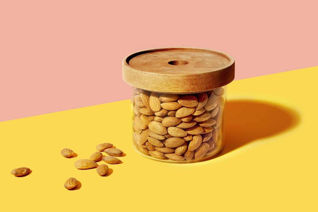 How to store and preserve the quality of Nuts